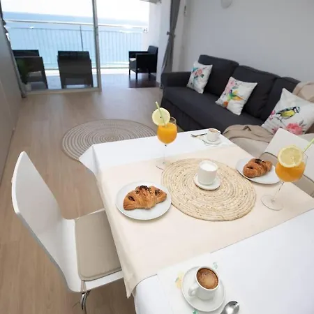 Wonderful Sea View In By Host&joy